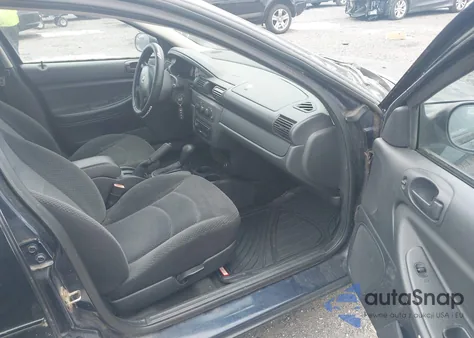 2005 Dodge Stratus Sxt z USA, uszkodzony, nr VIN 1B3EL46R25N702195